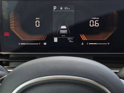 New 2026 Kia Carnival EX FWD image 13