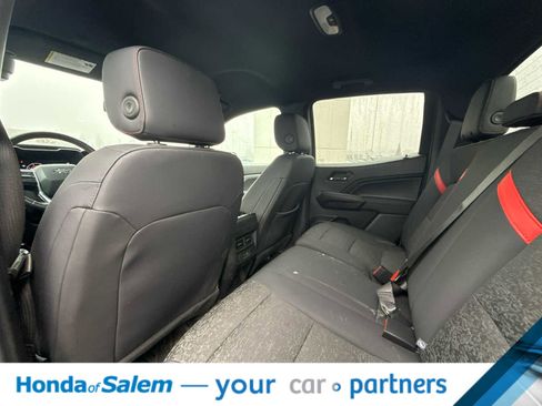 Used 2024 Chevrolet Colorado Z71 w/ Z71 Convenience Package 2 image 13