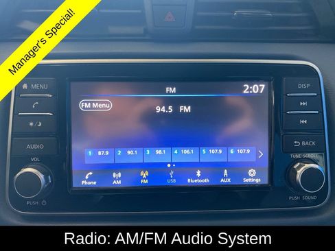 Used 2025 Nissan Versa SV FWD image 2