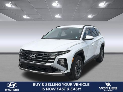 Certified 2025 Hyundai Tucson Blue AWD/4WD image 1