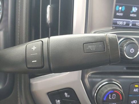 Used 2017 GMC Sierra 2500 SLT w/ Duramax Plus Package AWD/4WD image 31