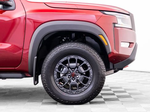 Used 2024 Nissan Frontier PRO-4X w/ Pro Premium Package AWD/4WD image 35