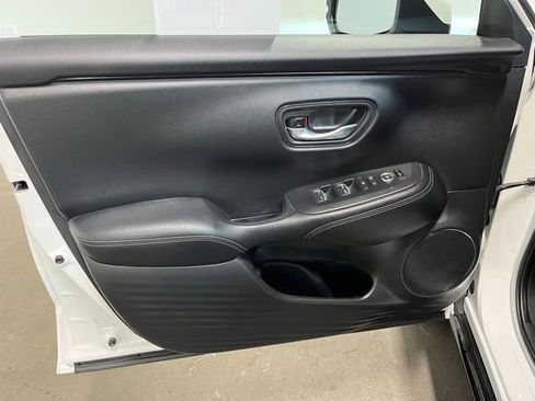 Used 2024 Honda HR-V EX-L image 20