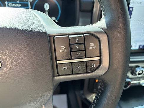 Used 2023 Ford F150 Lariat w/ Equipment Group 502A High image 11