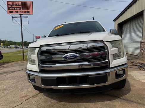 Used 2015 Ford F150 Lariat w/ Equipment Group 502A Luxury RWD image 3