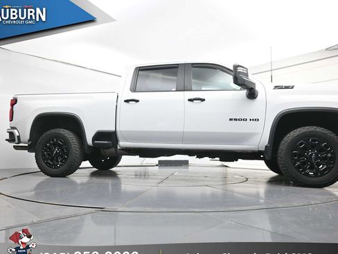 Used 2024 Chevrolet Silverado 2500 LT w/ Z71 Sport Edition AWD/4WD image 27