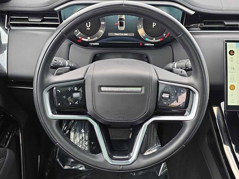 Used 2025 Land Rover Range Rover Sport SE image 19