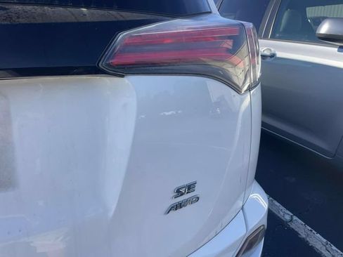 Used 2016 Toyota RAV4 SE w/ Advanced Technology Package AWD/4WD image 13