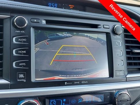 Used 2018 Toyota Highlander Limited AWD/4WD image 14