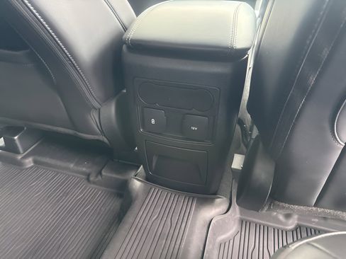 Certified 2023 Ford Explorer XLT w/ Equipment Group 202A image 15