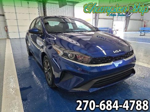 Used 2022 Kia Forte LXS FWD image 1