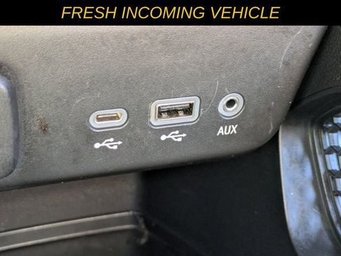 Used 2021 Chevrolet TrailBlazer LT w/ Convenience Package image 18