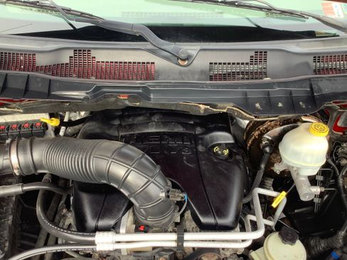 Used 2010 Dodge Ram 1500 Truck SLT w/ Big Horn Regional Pkg image 9