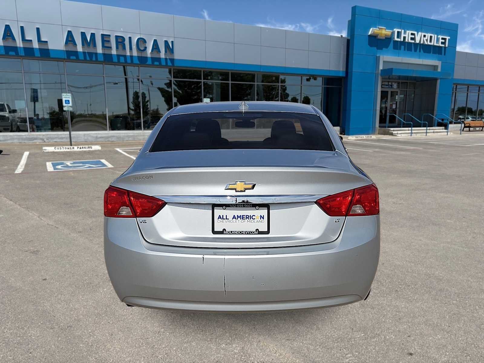Used 2018 Chevrolet Impala LT FWD image 7