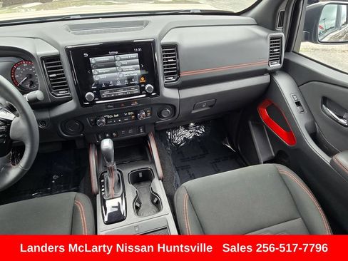 Used 2024 Nissan Frontier Pro-X w/ Pro Convenience Package RWD image 16