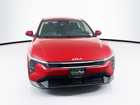 Used 2025 Kia K4 LXS image 2