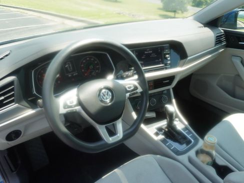 Used 2019 Volkswagen Jetta S w/ Driver Assistance Package FWD image 11
