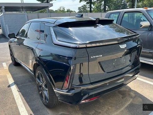 Certified 2024 Cadillac Lyriq Sport AWD/4WD image 2