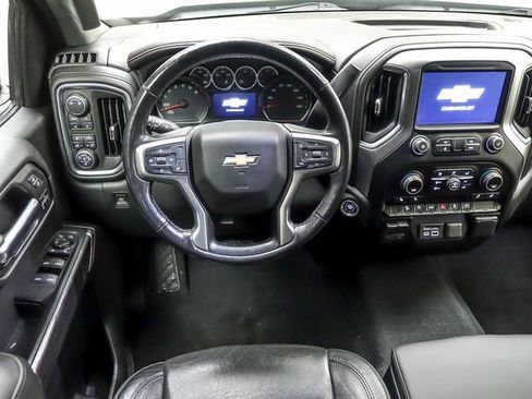 Used 2019 Chevrolet Silverado 1500 LTZ image 12