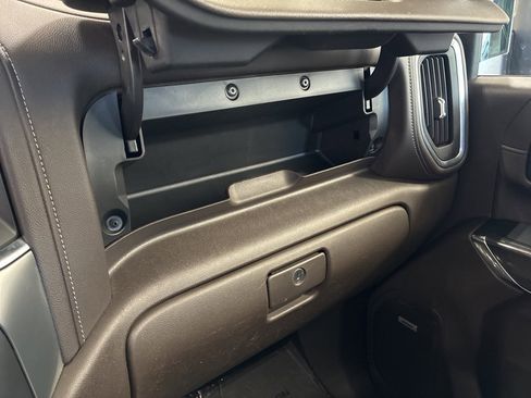 Used 2022 Chevrolet Silverado 3500 LTZ w/ LTZ Premium Package image 31