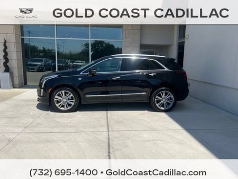 Used 2024 Cadillac XT5 Premium Luxury w/ LPO, Floor Liner Package AWD/4WD image 2