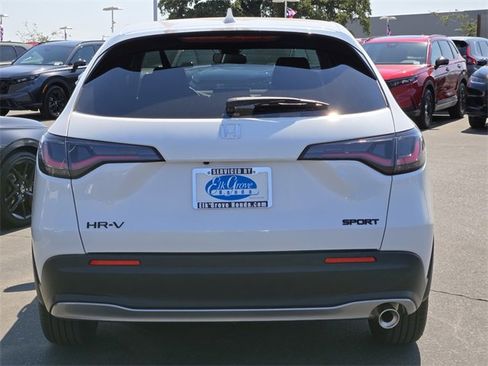 New 2026 Honda HR-V Sport image 6