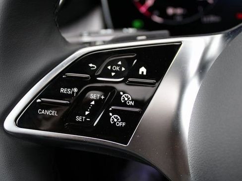 New 2026 Mercedes-Benz GLC 300 4MATIC image 19