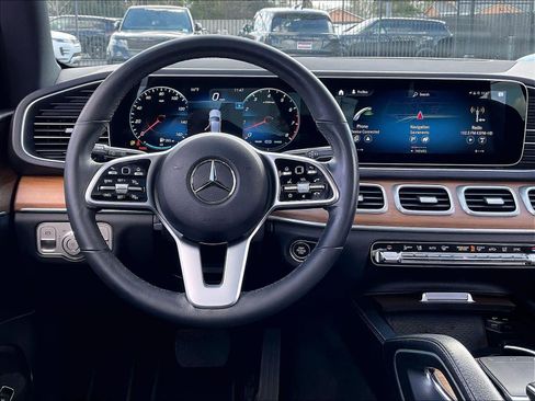 Used 2021 Mercedes-Benz GLE 450 4MATIC image 6