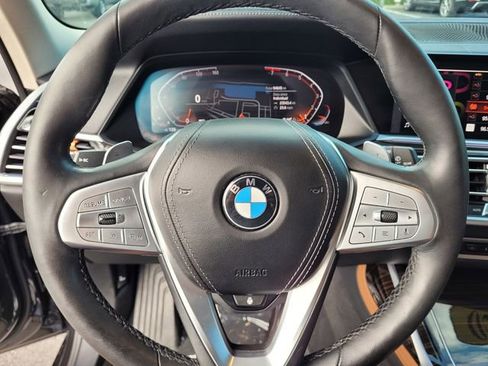 Used 2020 BMW X7 xDrive40i w/ Premium Package AWD/4WD image 23