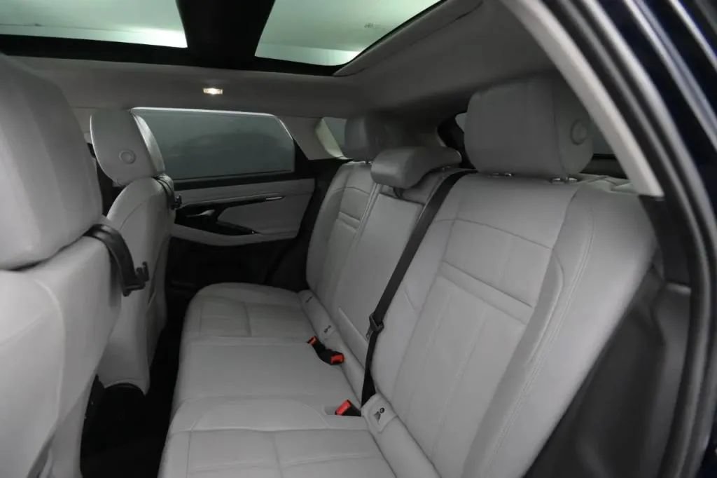Used 2021 Land Rover Range Rover Evoque SE AWD/4WD image 43