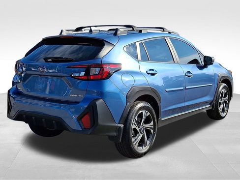 Used 2024 Subaru Crosstrek 2.0i Premium image 7