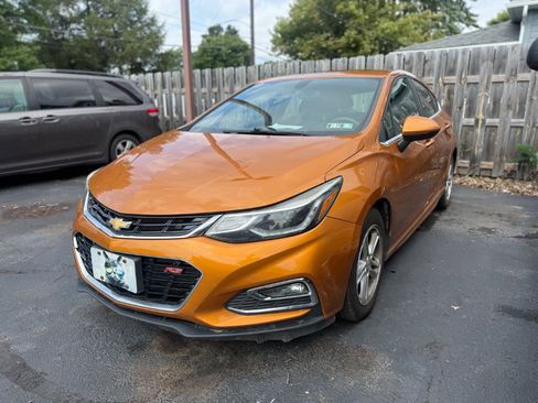 Used 2017 Chevrolet Cruze LT w/ Sun And Sound Package FWD image 1