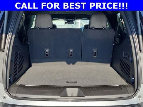 New 2026 GMC Yukon XL Elevation image 7