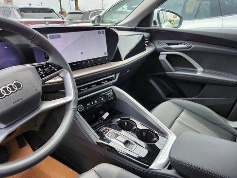 New 2026 Audi Q5 Premium AWD/4WD image 9