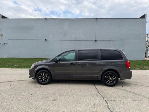 Used 2017 Dodge Grand Caravan GT w/ Safety Sphere Group image 4