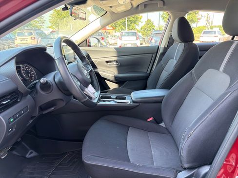 Used 2021 Nissan Sentra SV FWD image 12
