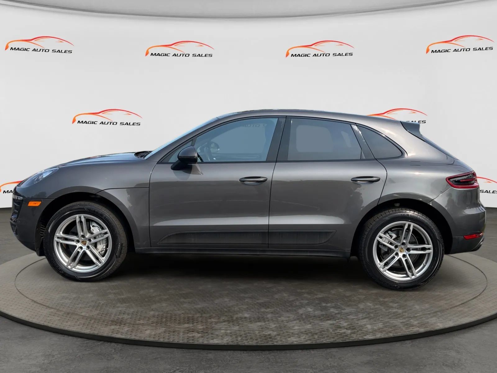 Used 2016 Porsche Macan S AWD/4WD image 7
