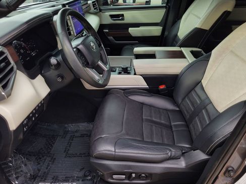 Used 2023 Toyota Sequoia Capstone image 32