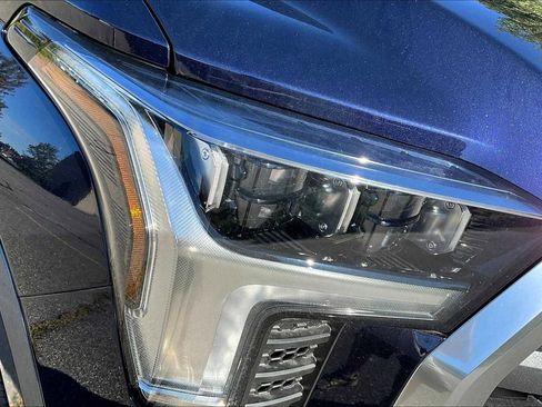 New 2025 Toyota Tundra Limited image 13