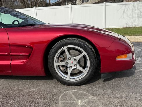 Used 2004 Chevrolet Corvette Convertible w/ Preferred Equipment Group image 31