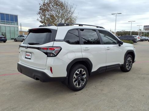 New 2026 Subaru Forester Premium image 4