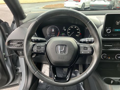 Used 2024 Honda HR-V Sport image 19