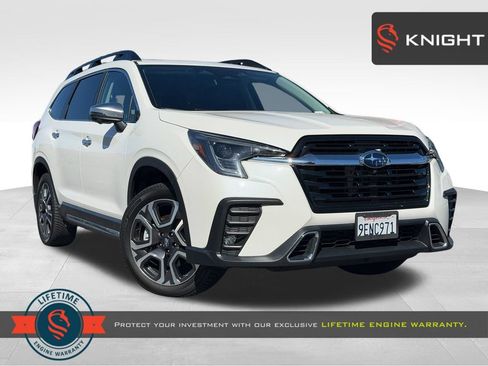 Used 2023 Subaru Ascent Touring AWD/4WD image 1