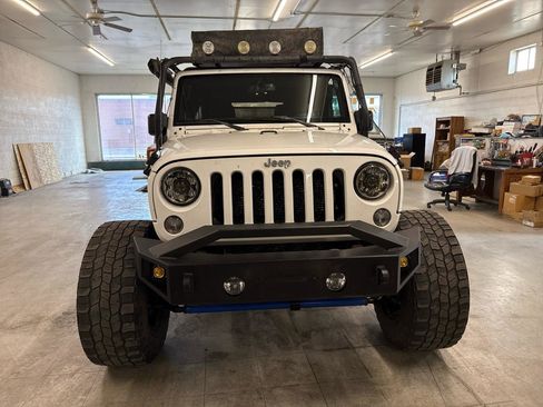 Used 2017 Jeep Wrangler Unlimited Sport w/ Quick Order Package 24S AWD/4WD image 7