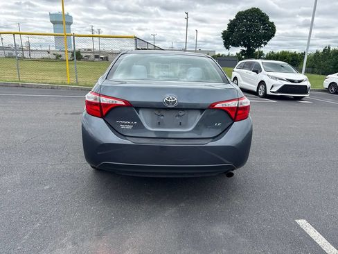 Used 2014 Toyota Corolla LE FWD image 3