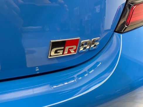 Used 2023 Toyota GR86 Premium RWD image 23