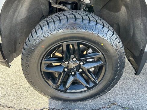 Used 2021 Chevrolet Silverado 1500 LT Trail Boss w/ Safety Package image 13