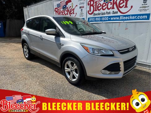 Used 2014 Ford Escape SE image 1