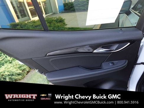 Used 2022 Buick Envision Essence w/ Sport Touring Package image 26