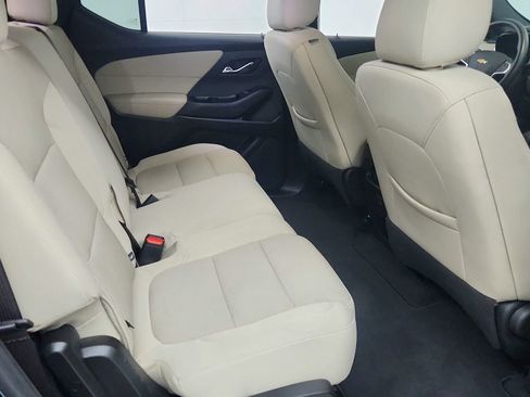 Used 2023 Chevrolet Traverse LS FWD image 26